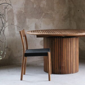Teak dining table. Round dining table